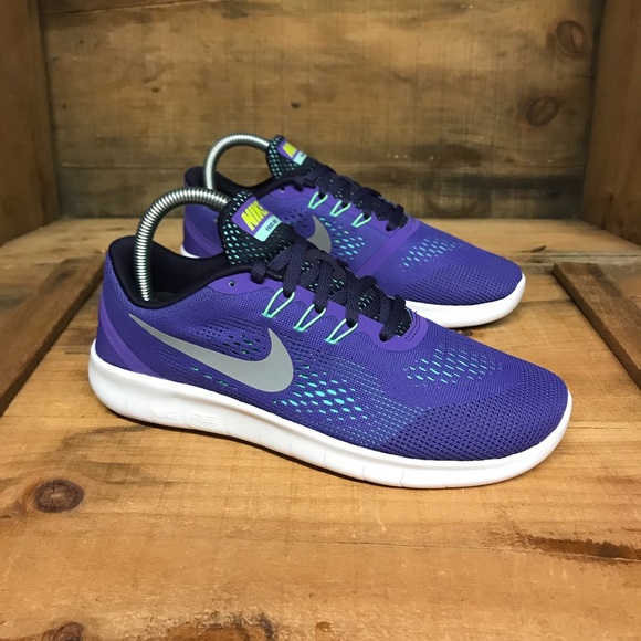 Nike Shoes - Nike Free RN NEW